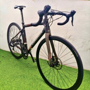 Orbea Avant 2022 talla 51, bicicleta de carretera aluminio y carbono, Shimano Sora 10v, disponible en CashCycle con envíos a Canarias y Península.