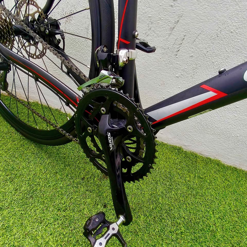 Orbea Avant 2022 – Aluminio y Carbono – T 51– Carretera 7 Orbea Avant 2022 talla 51, bicicleta de carretera aluminio y carbono, Shimano Sora 10v, disponible en CashCycle con envíos a Canarias y Península.